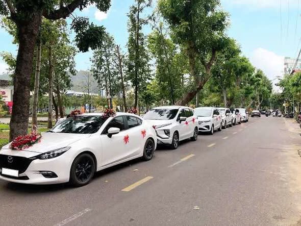 Dịch Vụ thuê xe Taxi đi tour - du lịch Đà Lạt